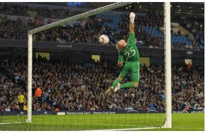 Video : Joe Hart danse dans un bar