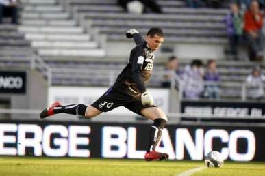 Yohann Pelé indisponible six mois