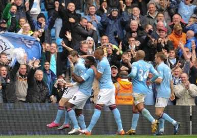 Manchester City serre la vis