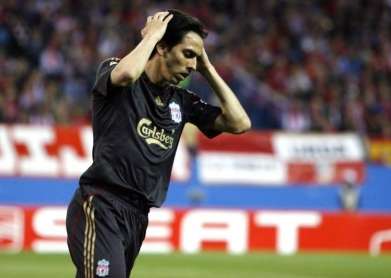 Benayoun out six mois