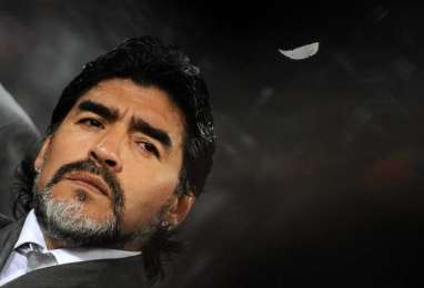 Maradona va rejouer