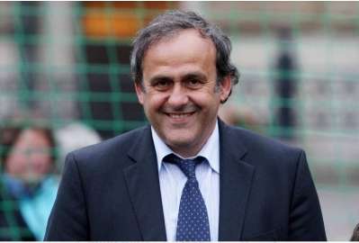 Cinq arbitres à l’Euro ?