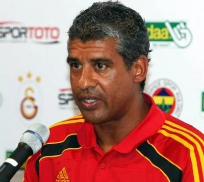 Rijkaard vers Liverpool ?