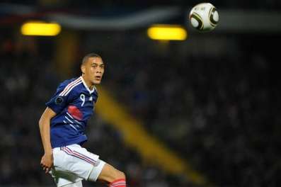 Houllier ne lâche pas Hoarau