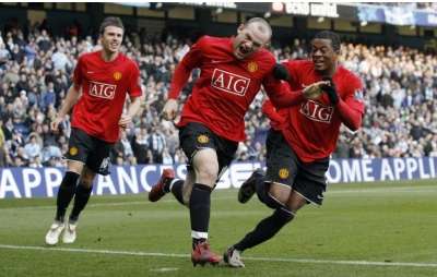 Evra blâme Rooney