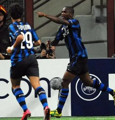 Eto&rsquo;o photographie Sneijder