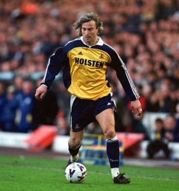 Ginola de retour à Tottenham