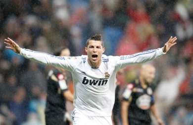 CR9 : son fils dans la presse