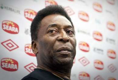 Pelé marque contre l&rsquo;Argentine