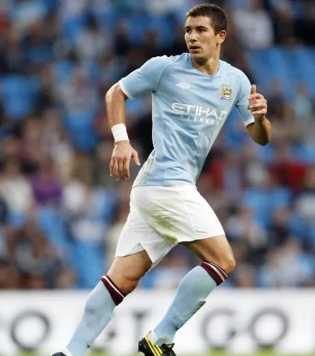 Kolarov s&rsquo;en prend aux journalistes italiens