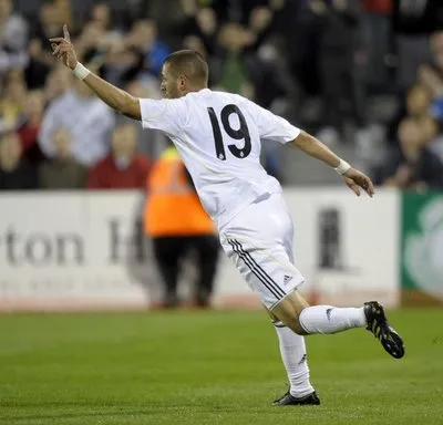 Benzema est trop gros