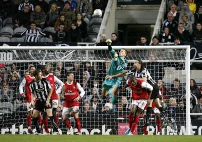 Arsenal soigne ses gardiens