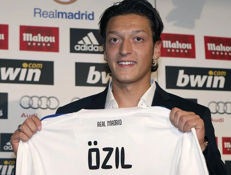 Real : Özil et Kedhira vénérés