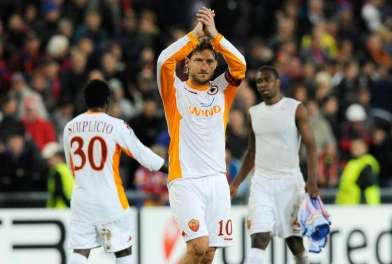 Totti provoque la Lazio