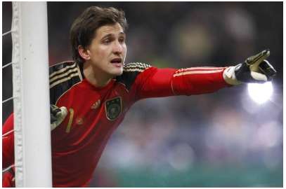 René Adler, au nom d&rsquo;Enke