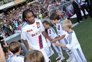 Tottenham: Lacazette dans le viseur