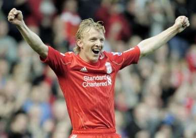 Un cheval abîme la voiture de Kuyt