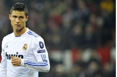 La passe du dos de CR7 critiquée