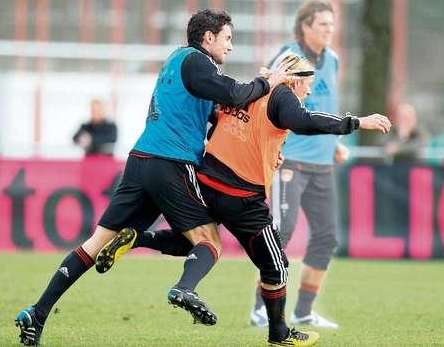 Photo: clash Van Bommel-Tymoschuk