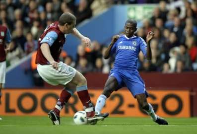 Qui est le meilleur buteur contre-son-camp?