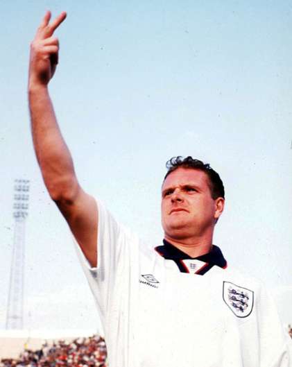 Gazza le nez sur la ligne