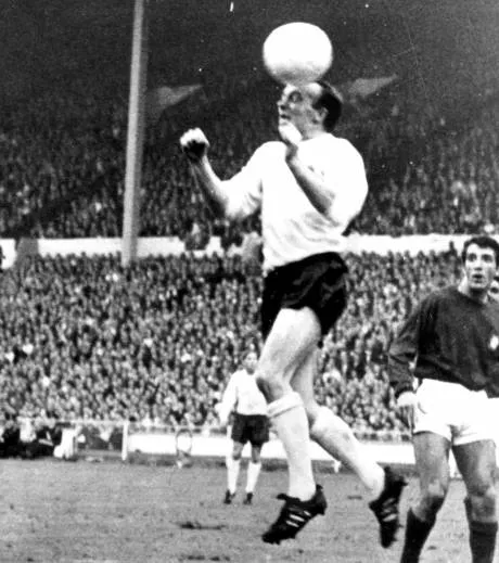 Manchester s&rsquo;impose aux enchères