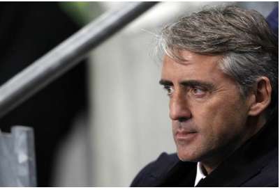 Le Sun tire sur Mancini