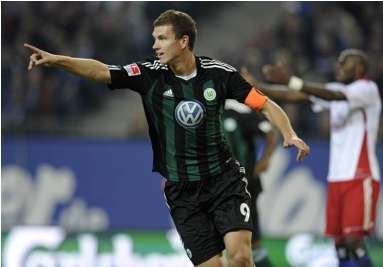 Dzeko se met à l&rsquo;italien