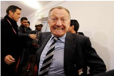 Aulas soupçonne Schalke