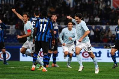 Lazio : les supporters sifflent les ultras