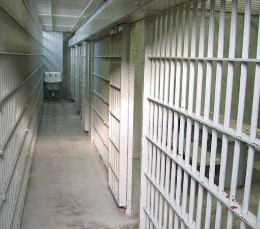 60 jours de cabane pour un joueur