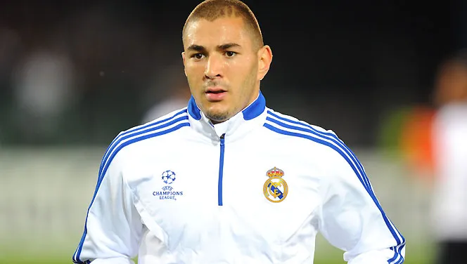 As encense Benzema