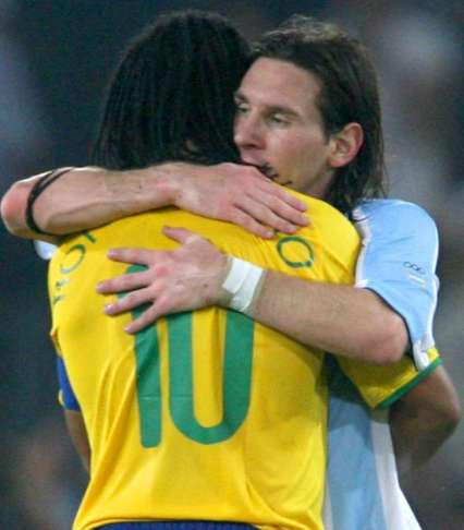 Messi–Ronnie, les frères artistes