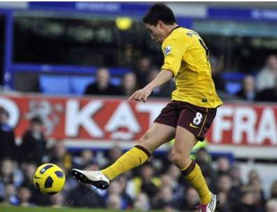 Nasri égratigne Gallas