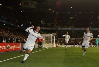 Van Persie voulait Van Der Vaart