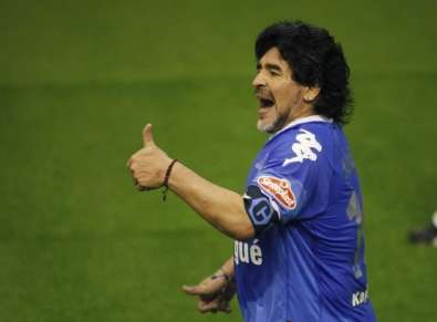 Maradona squatte le Real