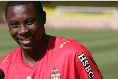 Pas de contrat pour Adu