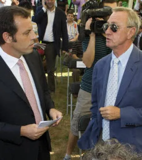 Cruyff contre le sponsoring du Barça