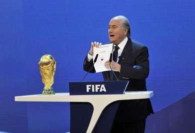 Blatter rassure les gays