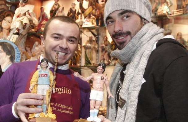 Photo : La statuette de Lavezzi