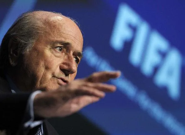 Blatter favorable au Mondial en hiver