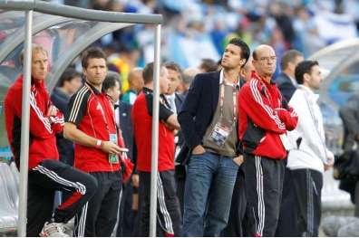 Low fait patienter Ballack