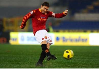 Totti rend hommage à Bearzot