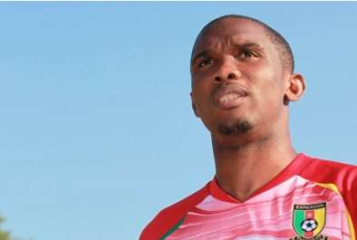 Eto&rsquo;o offre une Porsche