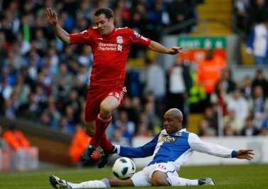 Diouf assassine Carragher