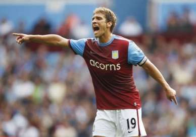 Petrov soutient Houllier