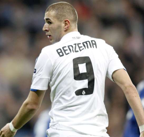 Benzema frappe trois fois