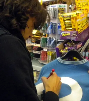 Photo : Cavani signe pour Maradona