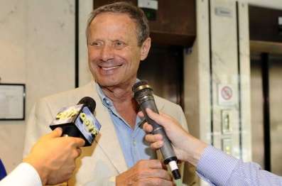 Zamparini sort les flingues