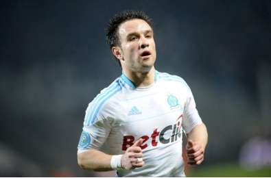 Manchester vise Lloris et Valbuena